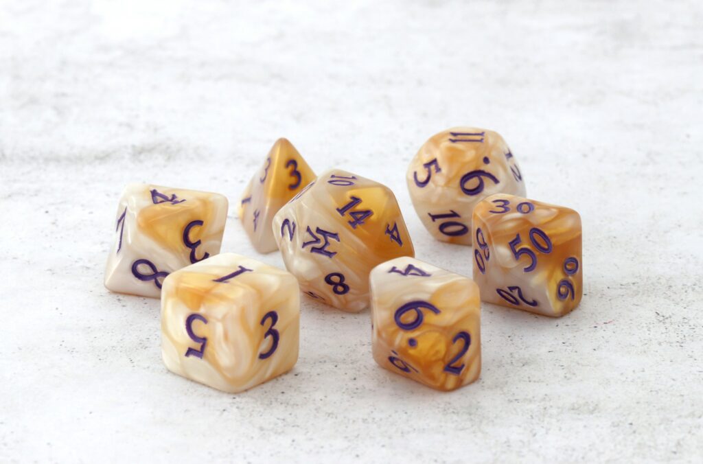 Legend of Vox Machina Gold/White dice set