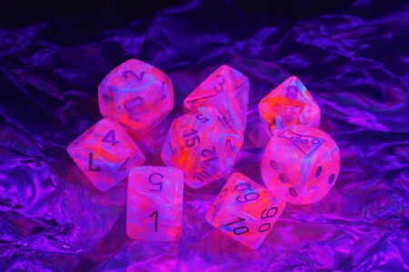 Chessex Nebula Black Light Special Chessex Nebula Black Light Special
