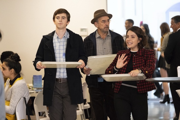 2x12 Stills 03