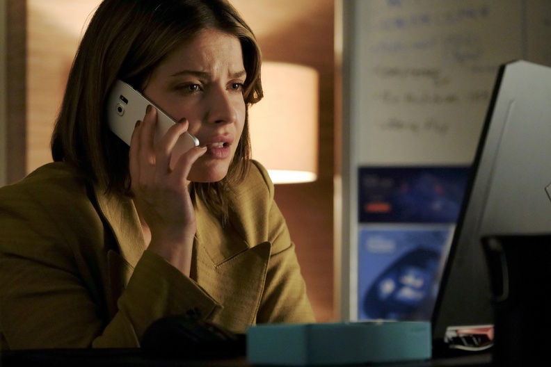 5x05_stills_04.jpg