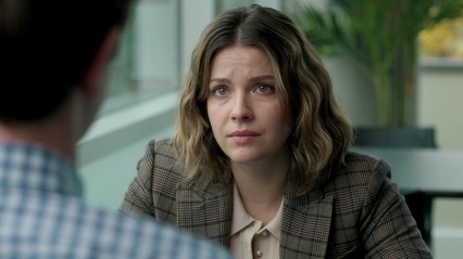 5x08 Rebellion 042