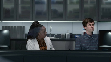5x09 Yippee Ki-Yay 036