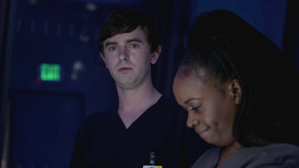 5x09 Yippee Ki-Yay 098