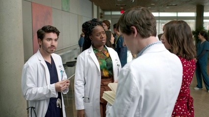 5x11 The Family 008