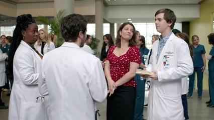 5x11 The Family 012