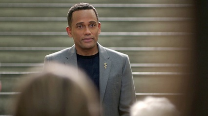 5x11 The Family 016