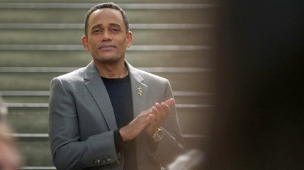 5x11 The Family 022