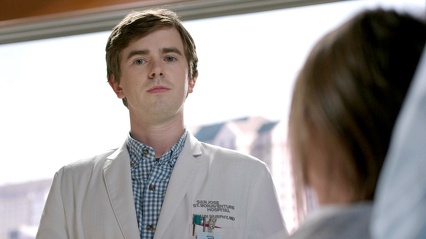 5x11 The Family 057