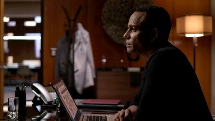 5x11 The Family 376