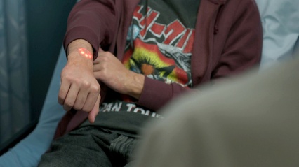 5x13 Growing Pains 030